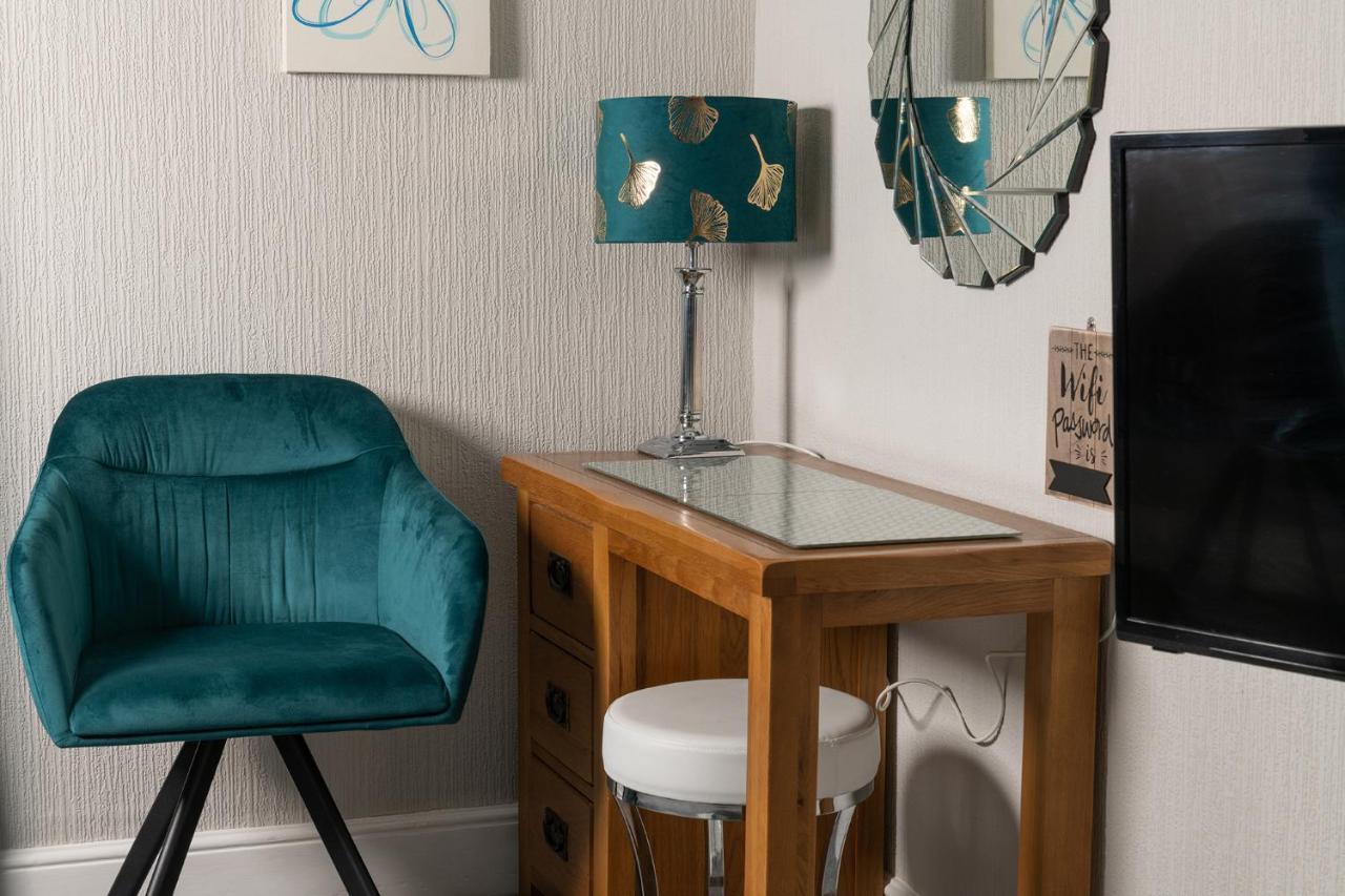 The Kendrick Exclusively For Adults Hotel Llandudno Bagian luar foto