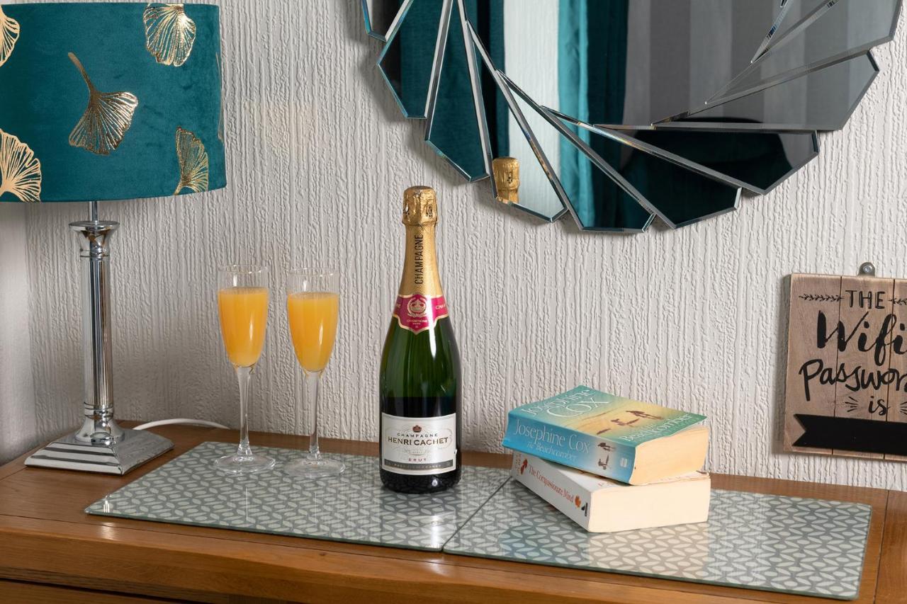 The Kendrick Exclusively For Adults Hotel Llandudno Bagian luar foto