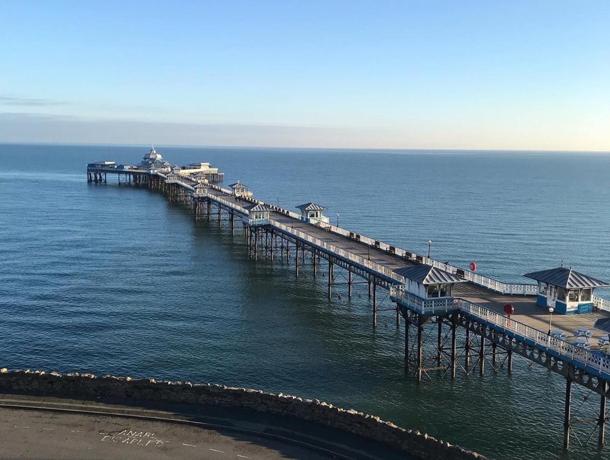 The Kendrick Exclusively For Adults Hotel Llandudno Bagian luar foto