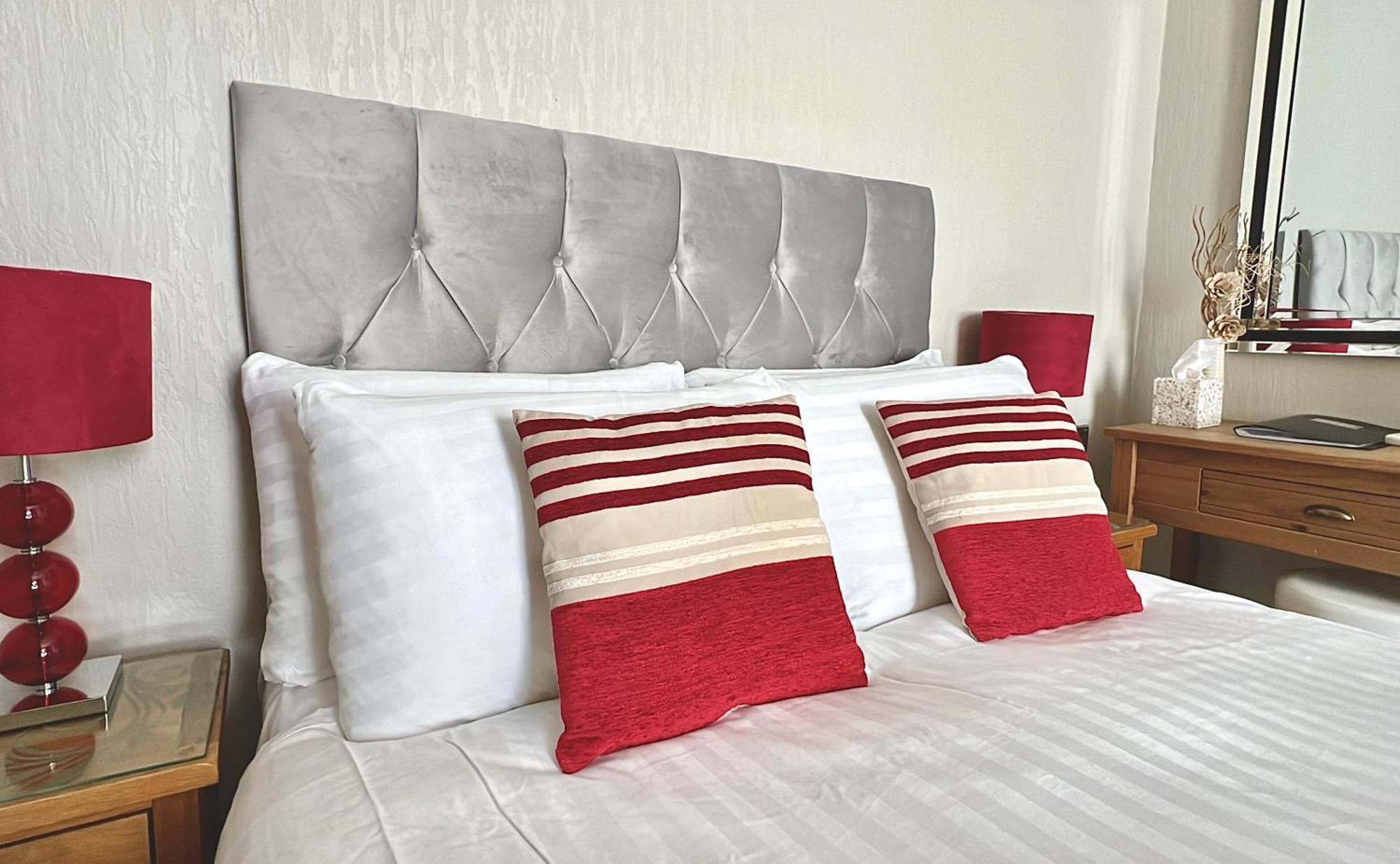 The Kendrick Exclusively For Adults Hotel Llandudno Bagian luar foto