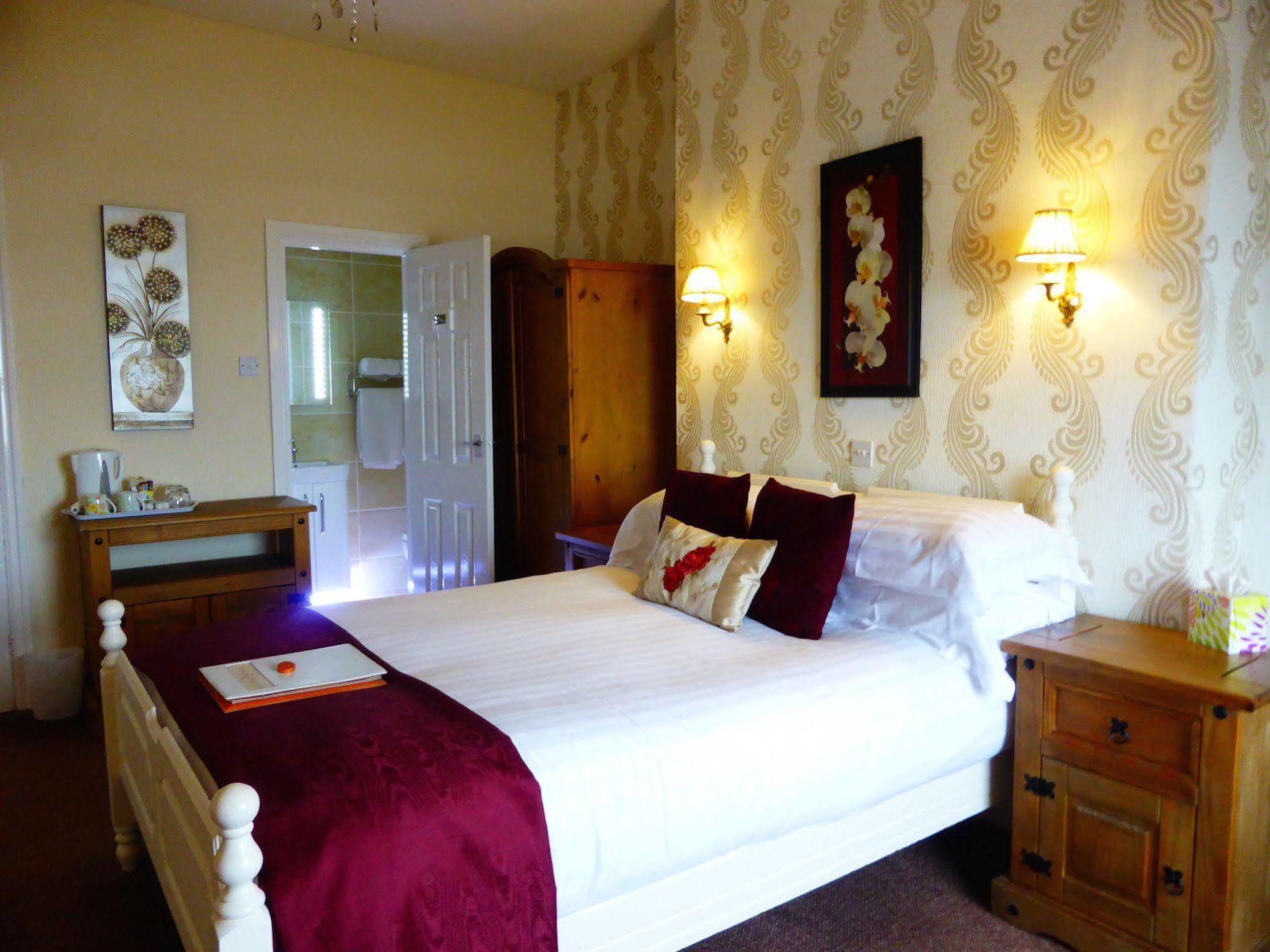 The Kendrick Exclusively For Adults Hotel Llandudno Bagian luar foto